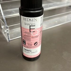 8wg redken shades eq